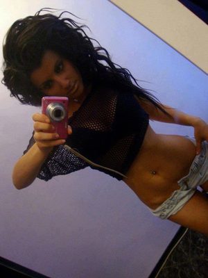 Shantel from Wisconsin is looking for adult webcam chat